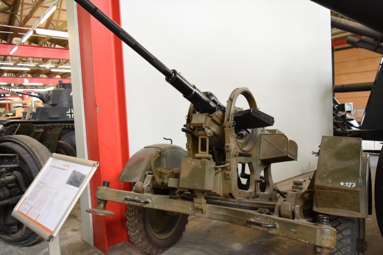 2cm FlaK 38：小さな巨人、その知られざる歴史と活躍