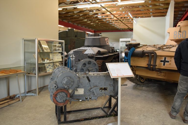ムンスター戦車博物館の隠れた名品「ZF SSG 77」とは？