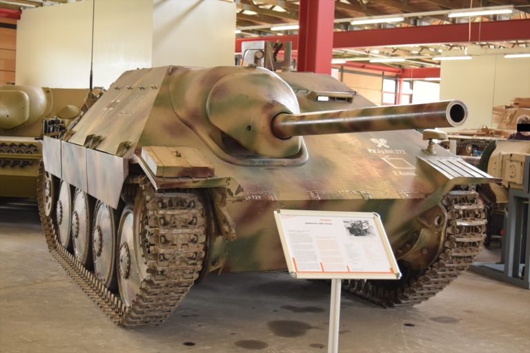 軽量駆逐戦車ヘッツァー：技術的優位と戦場での伝説を解説