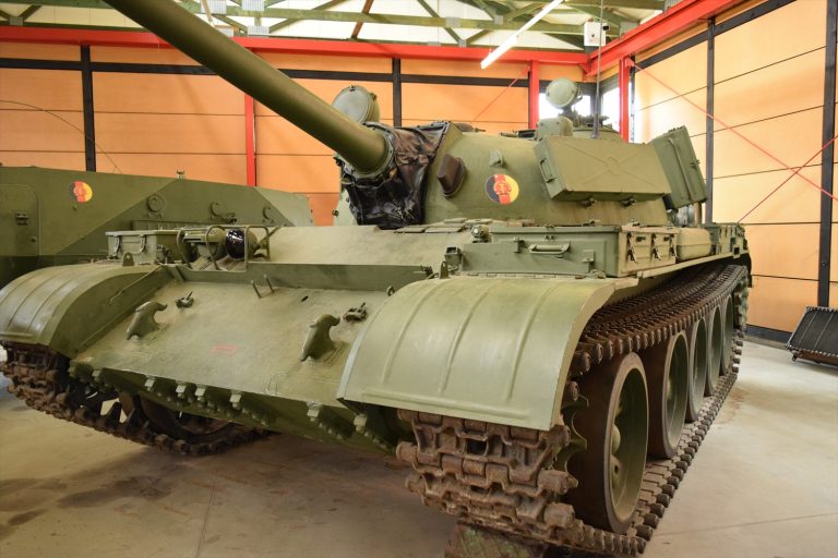 冷戦を象徴するソ連の名戦車T-55を徹底解説！ムンスター戦車博物館で見る歴史と技術