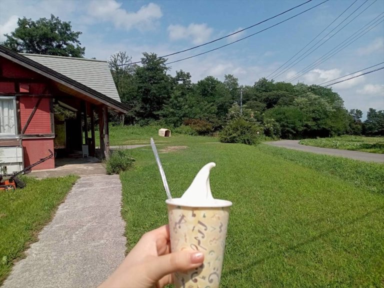 家族連れも大満足！青森県3大ソフトクリーム「アビタニア ジャージーファーム」を楽しむ方法