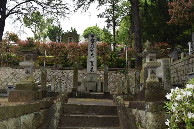 呉・海軍墓地にある軍艦高砂の墓碑｜知られざる歴史と慰霊の物語