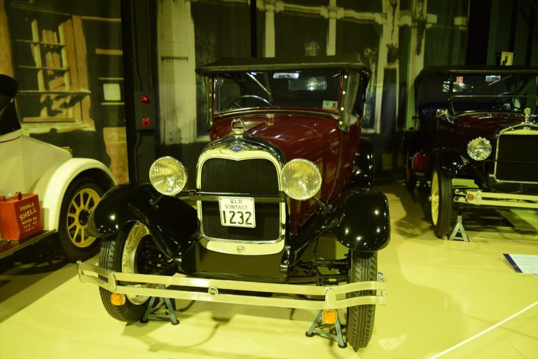 モデルTからモデルAへ｜自動車進化の転換点となった1928年型フォード・モデルAを八戸で見る理由