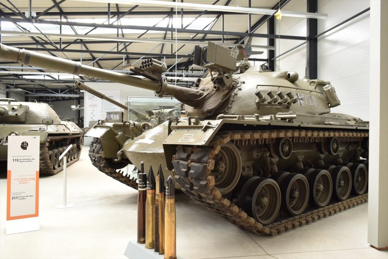 ムンスター戦車博物館で読み解く「M48パットン2」｜冷戦の象徴と技術革新の実像