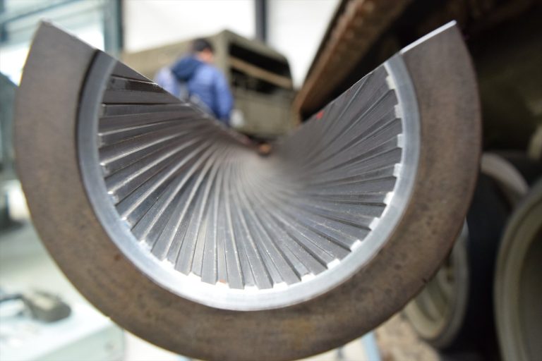 ロイヤル・オードナンス L7｜世界を変えた“105mmの名砲”の軌跡