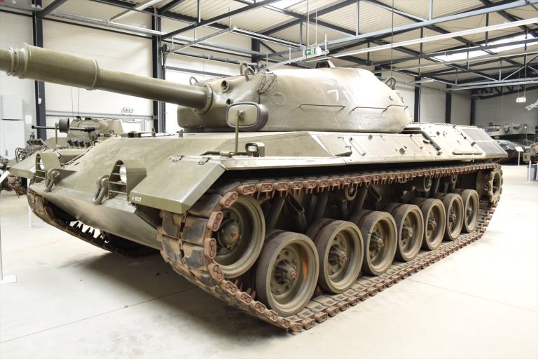 ムンスター戦車博物館の謎｜これは本当にSpähpanzer Ru 251なのか？