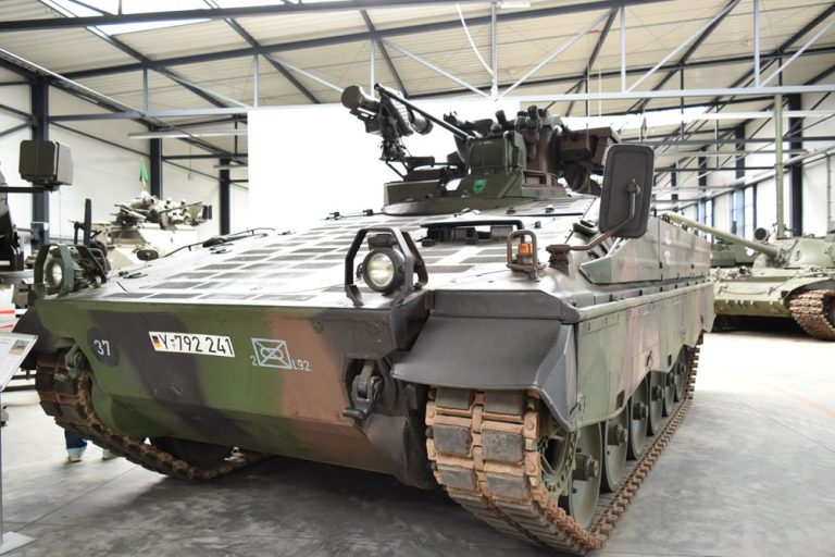 ムンスター戦車博物館に展示されるマルダー歩兵戦闘車の歴史・技術・武装を徹底解説